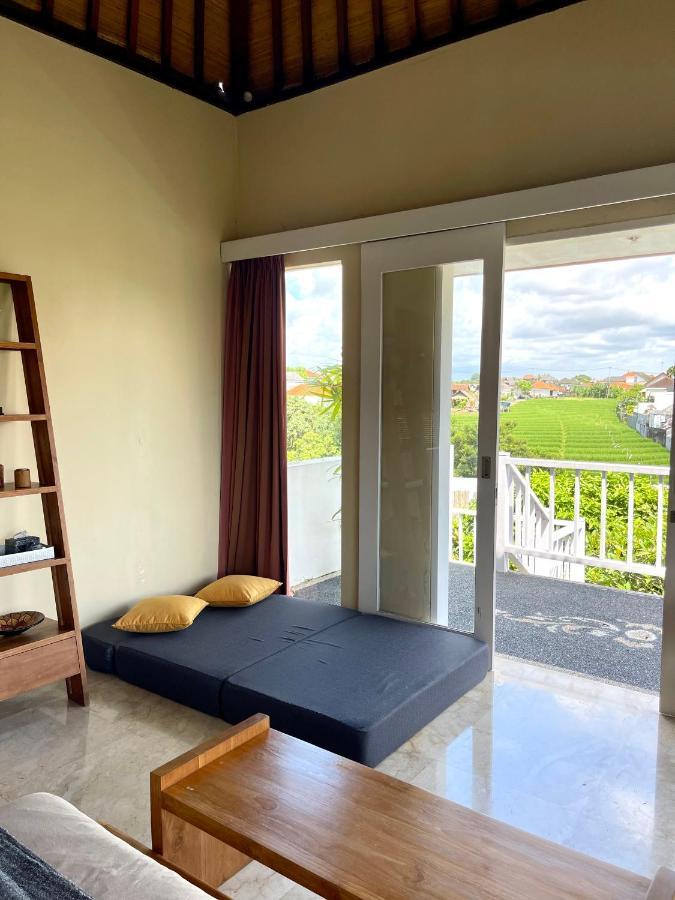 Private Suite In A Kids Friendly Big Shared Villa In Canggu Экстерьер фото