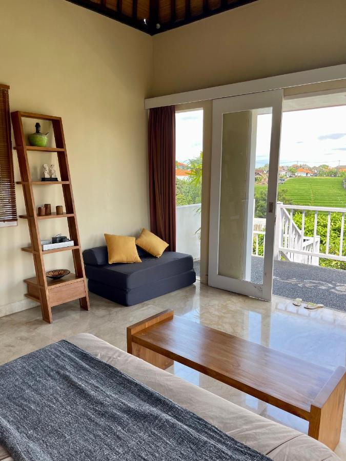 Private Suite In A Kids Friendly Big Shared Villa In Canggu Экстерьер фото