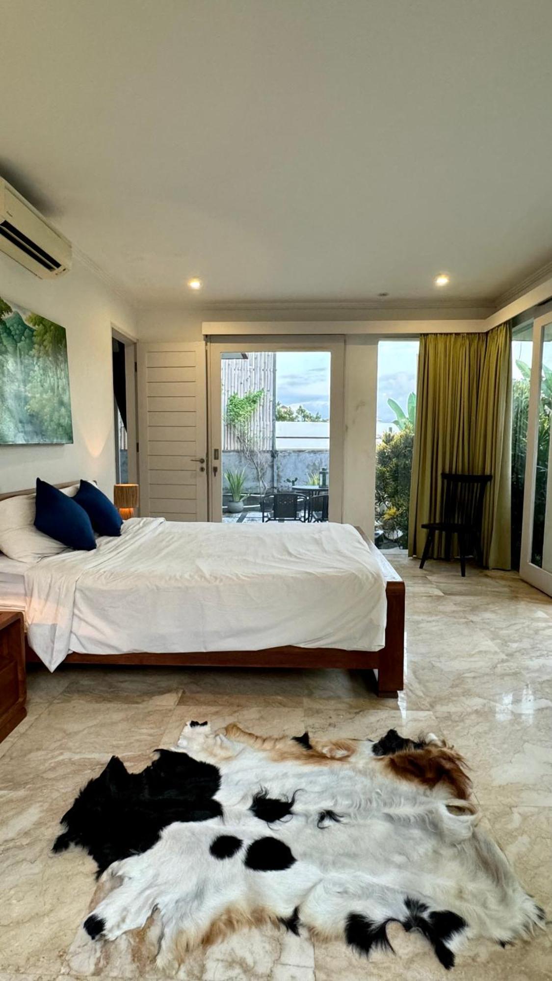 Private Suite In A Kids Friendly Big Shared Villa In Canggu Экстерьер фото