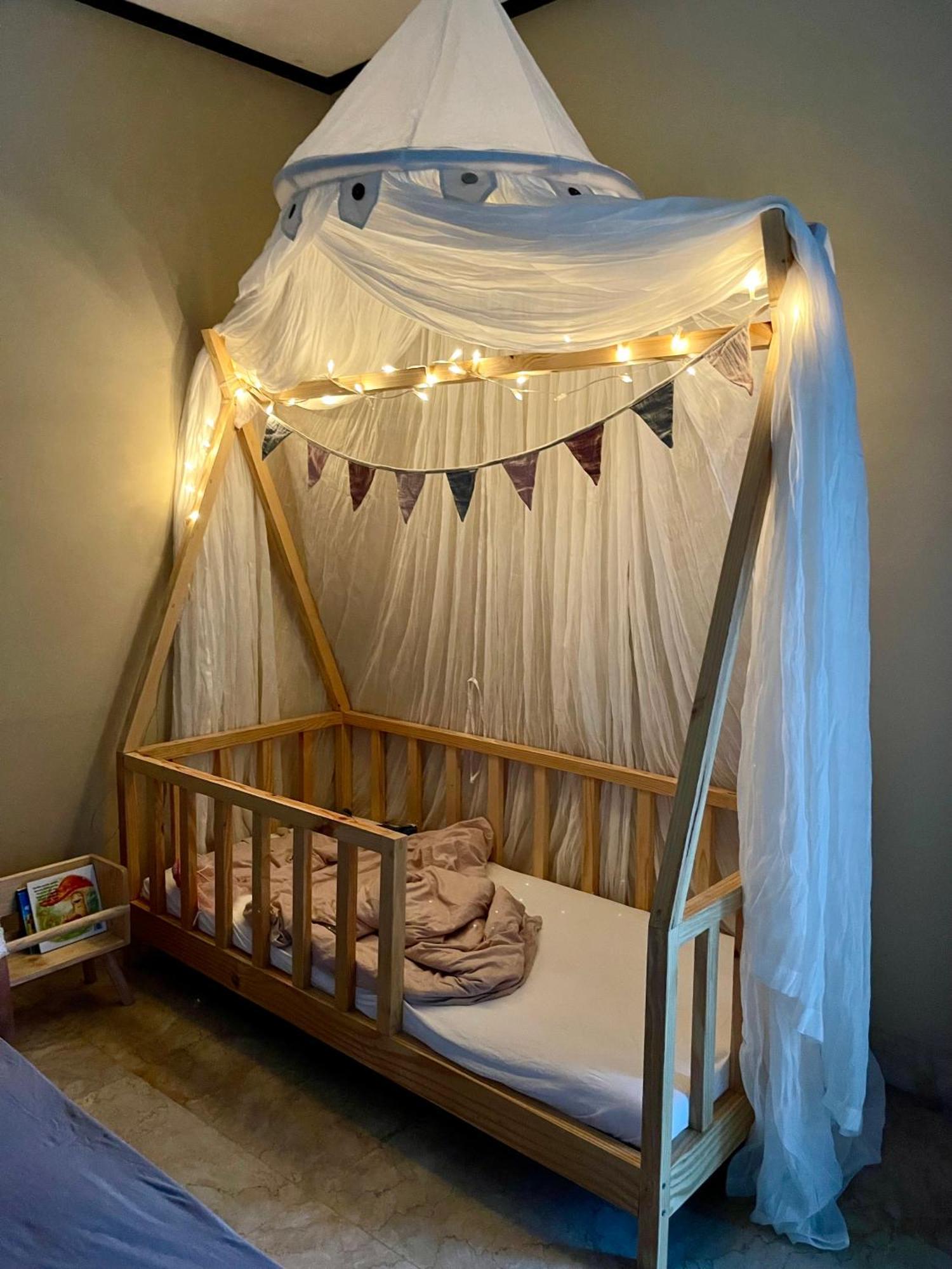 Private Suite In A Kids Friendly Big Shared Villa In Canggu Экстерьер фото